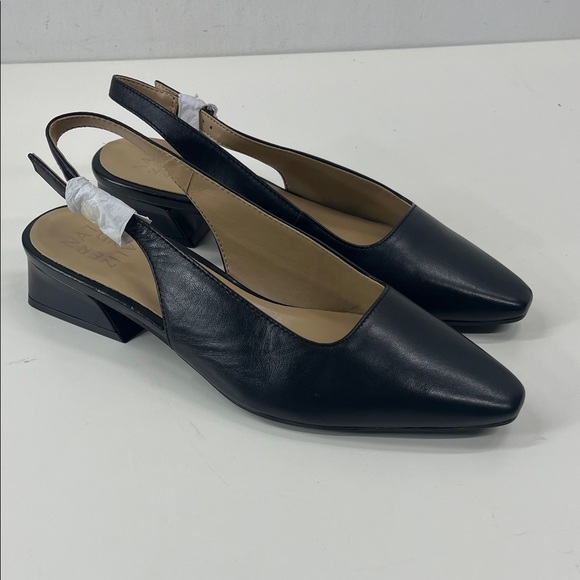 New Naturalizer Leather Ginger Pumps in Black Size 7W - Picture 3 of 8